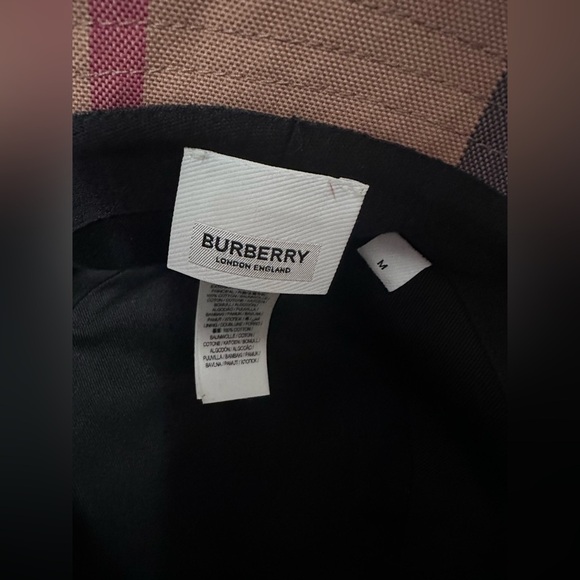 Burberry Tan and Red Plaid Bucket Hat - Picture 4 of 4
